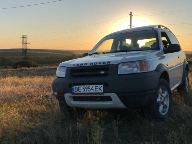 Білий Ленд Ровер Freelander, об'ємом двигуна 2 л та пробігом 314 тис. км за 5000 $, фото 4 на Automoto.ua