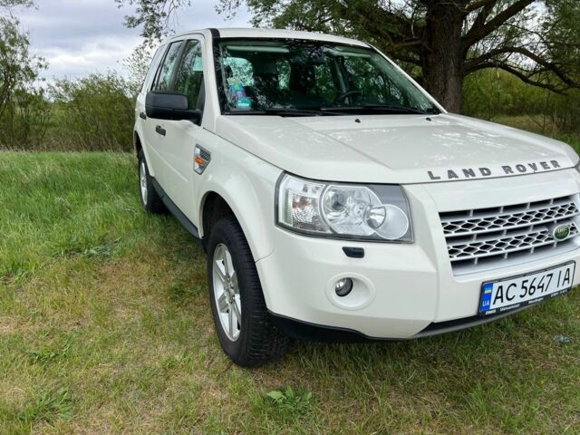 Білий Ленд Ровер Freelander, об'ємом двигуна 2.2 л та пробігом 297 тис. км за 6000 $, фото 5 на Automoto.ua