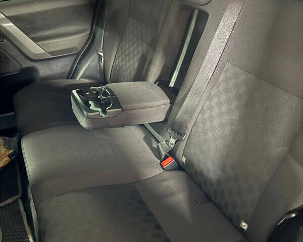 Ленд Ровер Фрилендер 2008 в Одессе на Automoto.ua Белый Ленд Ровер Фрилендер, объемом двигателя 3.2 л и пробегом 161 тыс. км за 8800 $, фото 9 на Automoto.ua