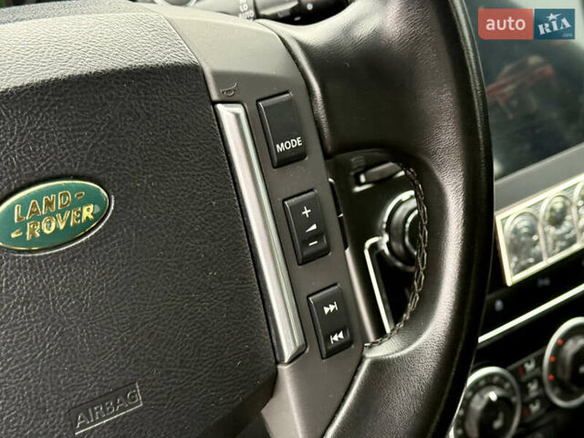 Белый Ленд Ровер Фрилендер, объемом двигателя 2.2 л и пробегом 190 тыс. км за 11500 $, фото 47 на Automoto.ua