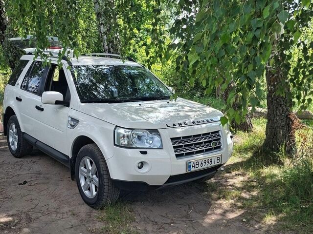 Білий Ленд Ровер Freelander, об'ємом двигуна 2.2 л та пробігом 229 тис. км за 11300 $, фото 2 на Automoto.ua