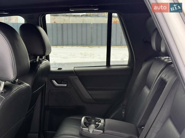 Белый Ленд Ровер Фрилендер, объемом двигателя 2.2 л и пробегом 190 тыс. км за 11500 $, фото 57 на Automoto.ua