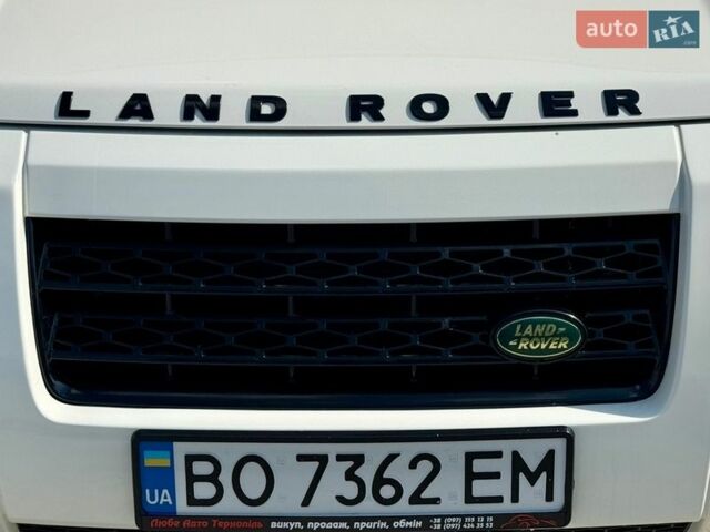 Белый Ленд Ровер Фрилендер, объемом двигателя 2.18 л и пробегом 190 тыс. км за 11300 $, фото 71 на Automoto.ua