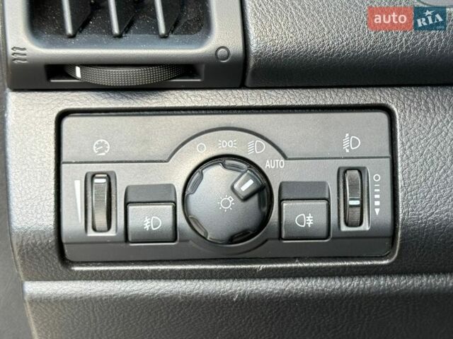 Белый Ленд Ровер Фрилендер, объемом двигателя 2.18 л и пробегом 190 тыс. км за 11300 $, фото 5 на Automoto.ua