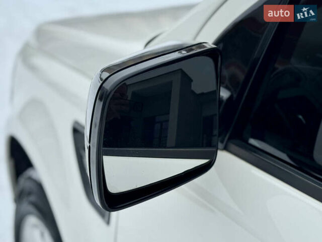 Белый Ленд Ровер Фрилендер, объемом двигателя 2.2 л и пробегом 190 тыс. км за 11500 $, фото 31 на Automoto.ua