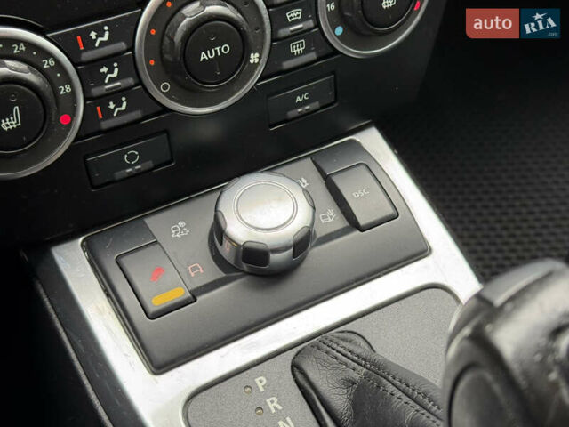 Белый Ленд Ровер Фрилендер, объемом двигателя 2.2 л и пробегом 190 тыс. км за 11500 $, фото 73 на Automoto.ua