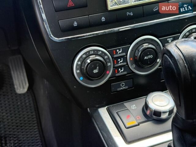 Белый Ленд Ровер Фрилендер, объемом двигателя 2.18 л и пробегом 190 тыс. км за 11300 $, фото 20 на Automoto.ua