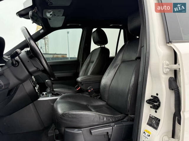 Белый Ленд Ровер Фрилендер, объемом двигателя 2.2 л и пробегом 190 тыс. км за 11500 $, фото 44 на Automoto.ua