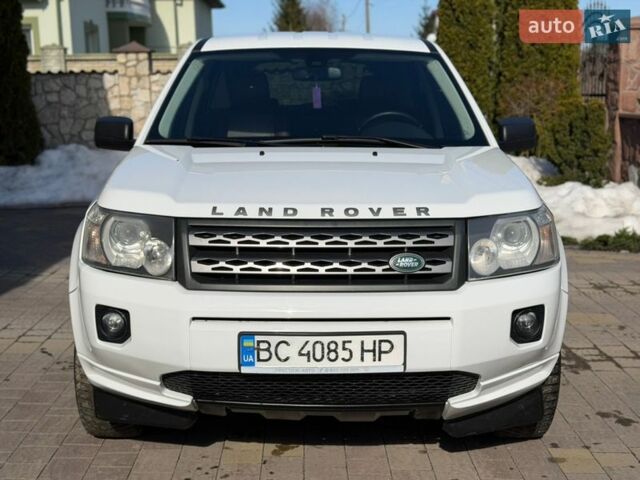 Белый Ленд Ровер Фрилендер, объемом двигателя 2.18 л и пробегом 279 тыс. км за 9699 $, фото 2 на Automoto.ua