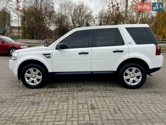 Білий Ленд Ровер Freelander, об'ємом двигуна 2.2 л та пробігом 240 тис. км за 12500 $, фото 17 на Automoto.ua