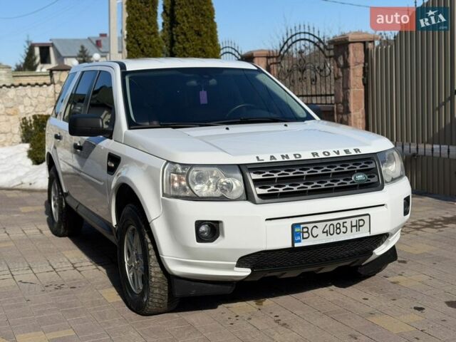 Белый Ленд Ровер Фрилендер, объемом двигателя 2.18 л и пробегом 279 тыс. км за 9699 $, фото 1 на Automoto.ua