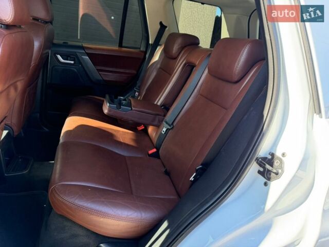 Белый Ленд Ровер Фрилендер, объемом двигателя 2.18 л и пробегом 279 тыс. км за 9699 $, фото 32 на Automoto.ua