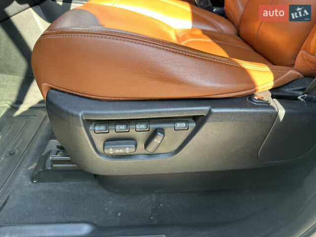 Білий Ленд Ровер Freelander, об'ємом двигуна 2.18 л та пробігом 220 тис. км за 11300 $, фото 28 на Automoto.ua