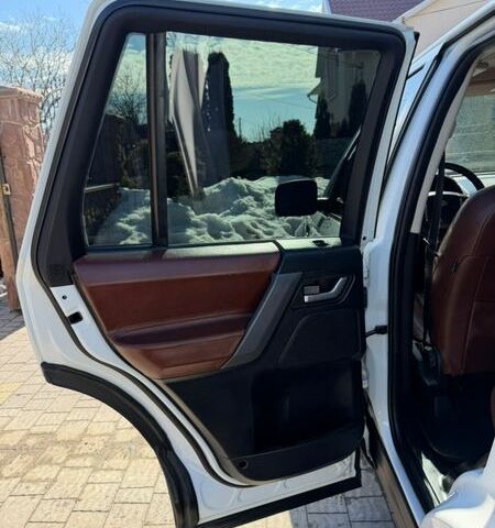 Белый Ленд Ровер Фрилендер, объемом двигателя 2.18 л и пробегом 279 тыс. км за 9699 $, фото 29 на Automoto.ua