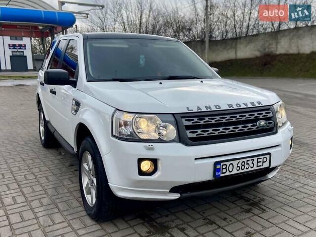 Білий Ленд Ровер Freelander, об'ємом двигуна 2.2 л та пробігом 240 тис. км за 12500 $, фото 11 на Automoto.ua