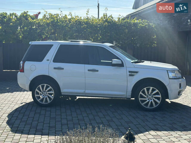 Білий Ленд Ровер Freelander, об'ємом двигуна 2.18 л та пробігом 220 тис. км за 11300 $, фото 6 на Automoto.ua
