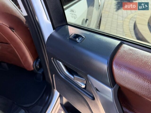 Белый Ленд Ровер Фрилендер, объемом двигателя 2.18 л и пробегом 279 тыс. км за 9699 $, фото 37 на Automoto.ua