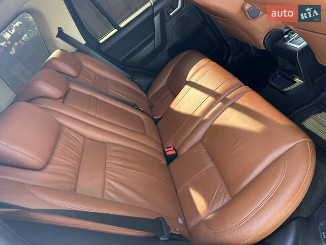 Білий Ленд Ровер Freelander, об'ємом двигуна 2.18 л та пробігом 220 тис. км за 11300 $, фото 20 на Automoto.ua