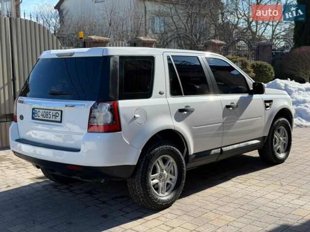 Белый Ленд Ровер Фрилендер, объемом двигателя 2.18 л и пробегом 279 тыс. км за 9699 $, фото 9 на Automoto.ua
