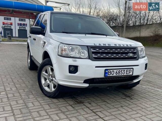 Білий Ленд Ровер Freelander, об'ємом двигуна 2.2 л та пробігом 240 тис. км за 12500 $, фото 3 на Automoto.ua