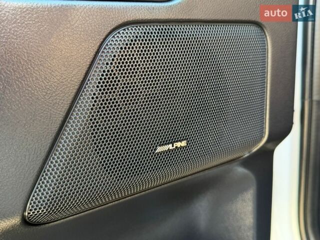 Белый Ленд Ровер Фрилендер, объемом двигателя 2.18 л и пробегом 279 тыс. км за 9699 $, фото 16 на Automoto.ua