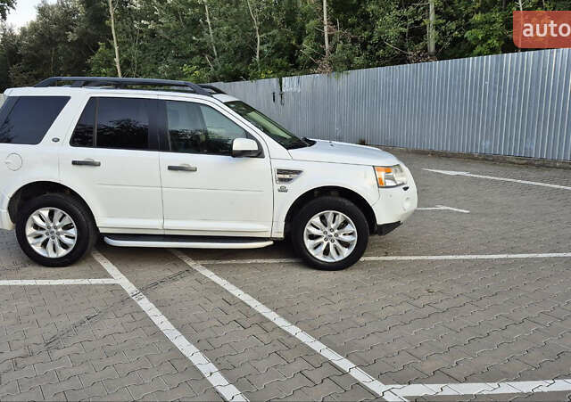 Білий Ленд Ровер Freelander, об'ємом двигуна 3.19 л та пробігом 128 тис. км за 11300 $, фото 11 на Automoto.ua