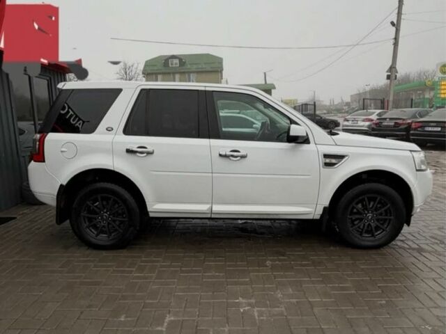 Белый Ленд Ровер Фрилендер, объемом двигателя 2.2 л и пробегом 297 тыс. км за 10900 $, фото 2 на Automoto.ua