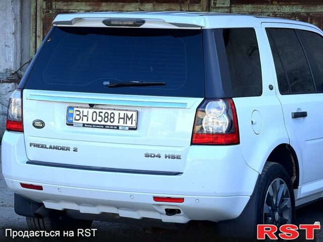 Белый Ленд Ровер Фрилендер, объемом двигателя 2.2 л и пробегом 18500 тыс. км за 11999 $, фото 2 на Automoto.ua