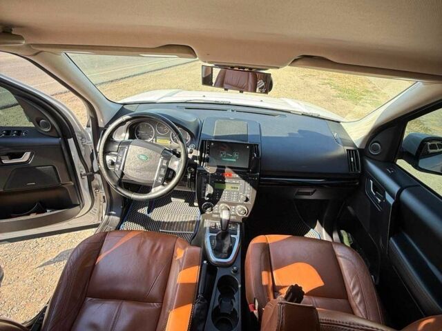 Білий Ленд Ровер Freelander, об'ємом двигуна 0 л та пробігом 175 тис. км за 11999 $, фото 6 на Automoto.ua