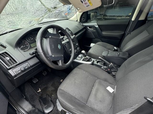 Білий Ленд Ровер Freelander, об'ємом двигуна 2.2 л та пробігом 240 тис. км за 6500 $, фото 4 на Automoto.ua