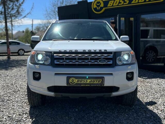 Білий Ленд Ровер Freelander, об'ємом двигуна 3.2 л та пробігом 198 тис. км за 13003 $, фото 1 на Automoto.ua