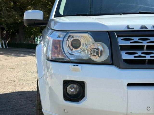 Білий Ленд Ровер Freelander, об'ємом двигуна 0 л та пробігом 175 тис. км за 12500 $, фото 15 на Automoto.ua