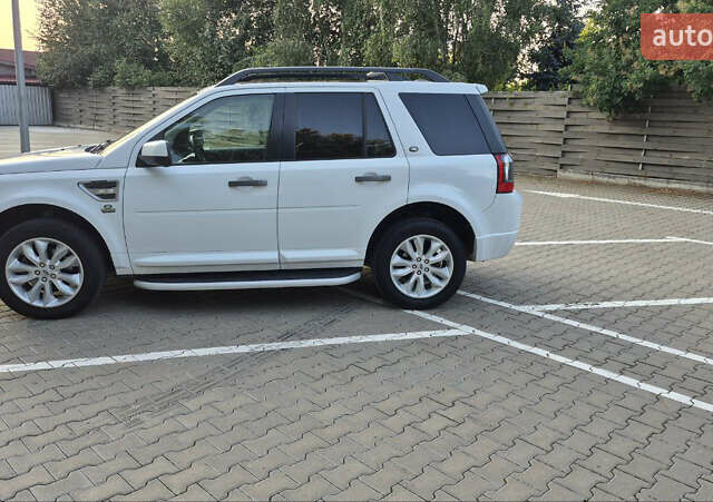 Білий Ленд Ровер Freelander, об'ємом двигуна 3.19 л та пробігом 128 тис. км за 11300 $, фото 6 на Automoto.ua