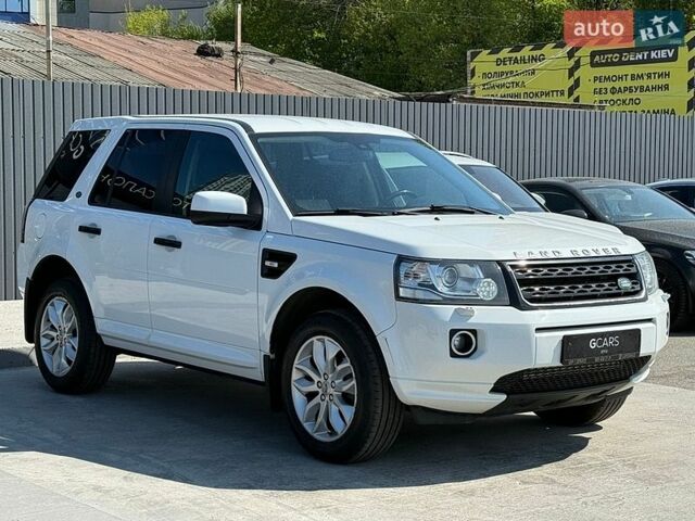 Білий Ленд Ровер Freelander, об'ємом двигуна 2.18 л та пробігом 211 тис. км за 12500 $, фото 3 на Automoto.ua