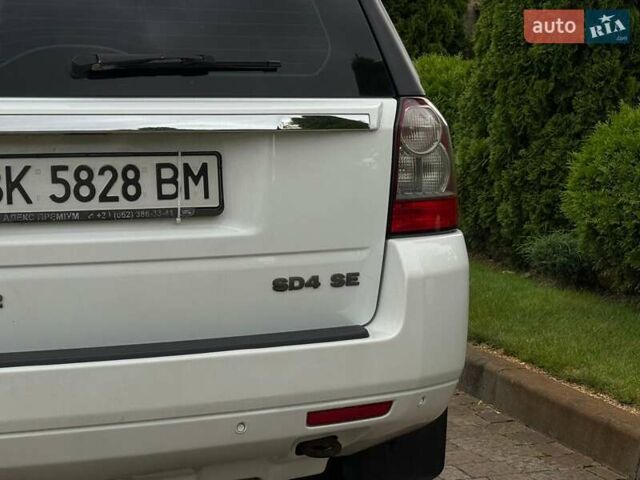 Білий Ленд Ровер Freelander, об'ємом двигуна 2.18 л та пробігом 295 тис. км за 13700 $, фото 44 на Automoto.ua