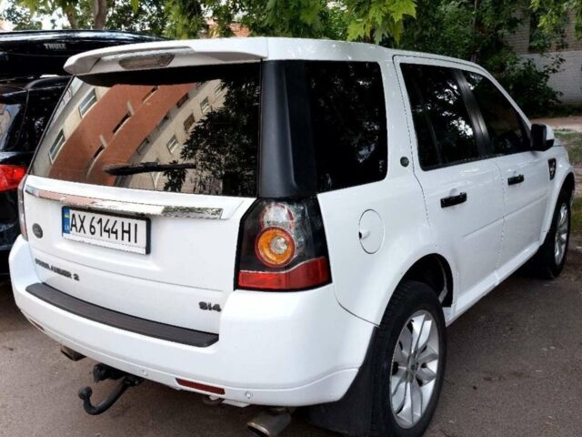 Білий Ленд Ровер Freelander, об'ємом двигуна 2 л та пробігом 117 тис. км за 12800 $, фото 9 на Automoto.ua