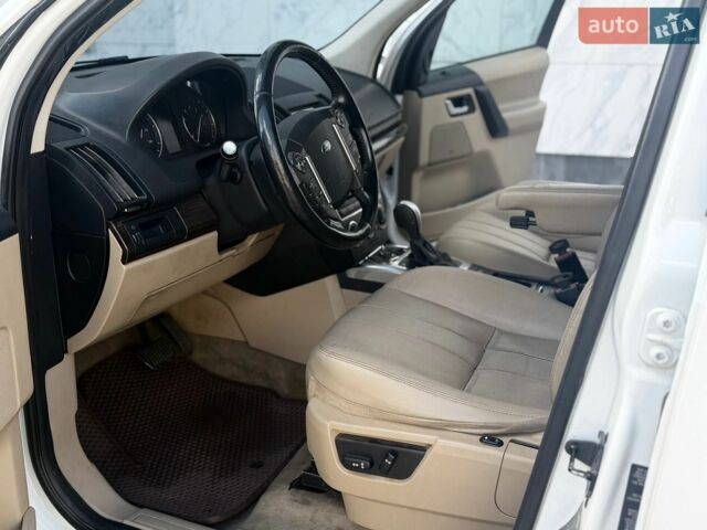 Білий Ленд Ровер Freelander, об'ємом двигуна 2 л та пробігом 268 тис. км за 9300 $, фото 13 на Automoto.ua