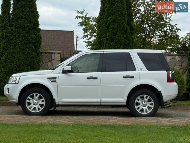 Білий Ленд Ровер Freelander, об'ємом двигуна 2.18 л та пробігом 295 тис. км за 13700 $, фото 37 на Automoto.ua