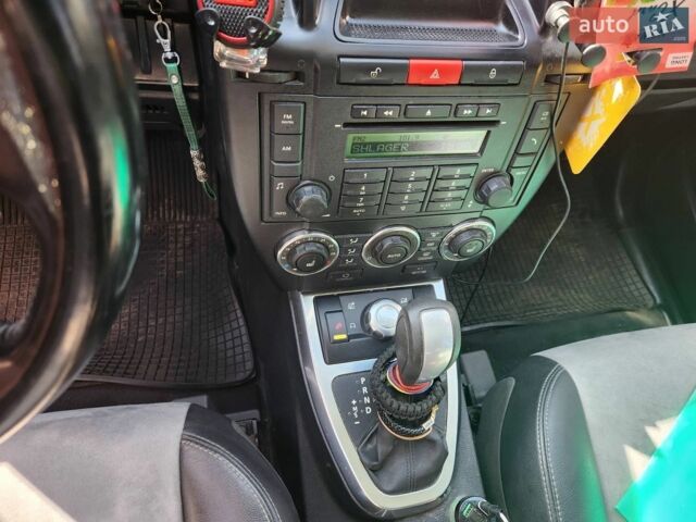 Білий Ленд Ровер Freelander, об'ємом двигуна 2.18 л та пробігом 173 тис. км за 12650 $, фото 16 на Automoto.ua