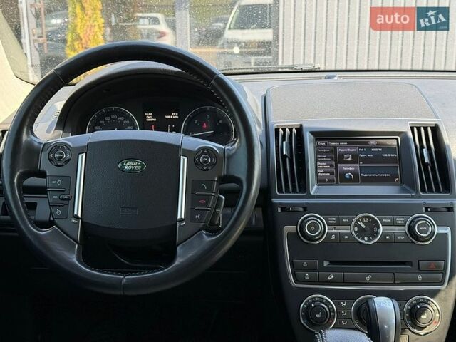 Білий Ленд Ровер Freelander, об'ємом двигуна 2.18 л та пробігом 211 тис. км за 12500 $, фото 16 на Automoto.ua