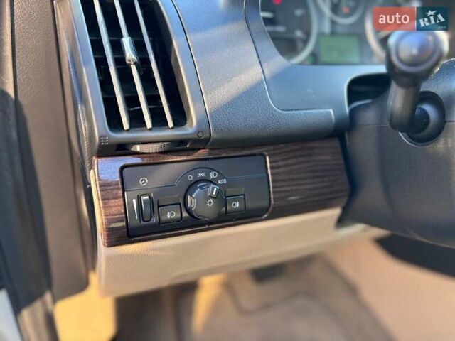 Білий Ленд Ровер Freelander, об'ємом двигуна 2.18 л та пробігом 235 тис. км за 14499 $, фото 15 на Automoto.ua
