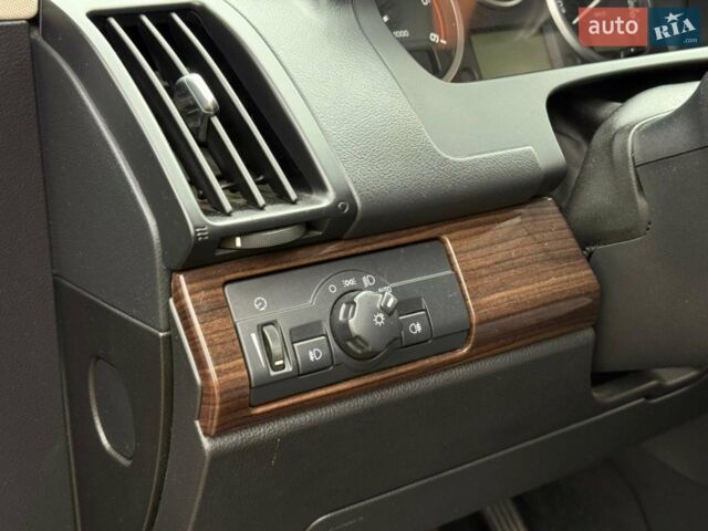 Білий Ленд Ровер Freelander, об'ємом двигуна 2.18 л та пробігом 295 тис. км за 13700 $, фото 2 на Automoto.ua