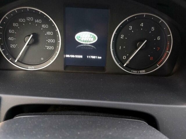 Білий Ленд Ровер Freelander, об'ємом двигуна 2 л та пробігом 117 тис. км за 12800 $, фото 2 на Automoto.ua