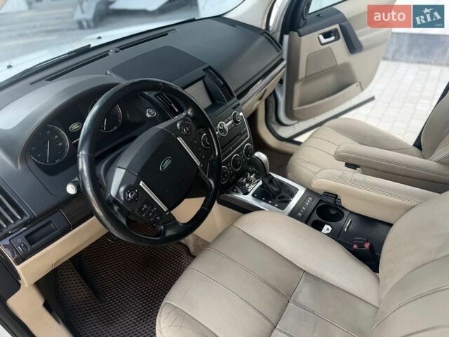 Білий Ленд Ровер Freelander, об'ємом двигуна 2 л та пробігом 268 тис. км за 9300 $, фото 14 на Automoto.ua
