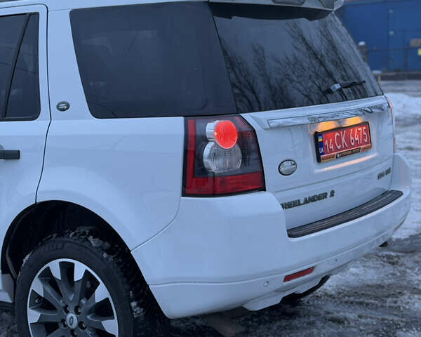 Білий Ленд Ровер Freelander, об'ємом двигуна 2.18 л та пробігом 235 тис. км за 14499 $, фото 7 на Automoto.ua