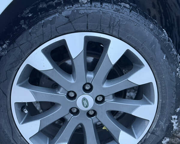 Білий Ленд Ровер Freelander, об'ємом двигуна 2.18 л та пробігом 235 тис. км за 14499 $, фото 9 на Automoto.ua