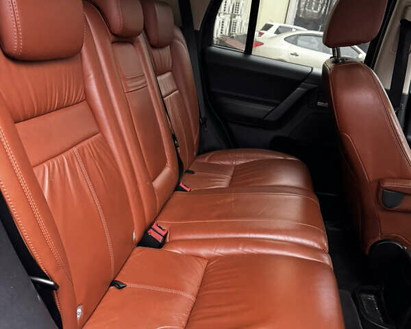 Білий Ленд Ровер Freelander, об'ємом двигуна 2 л та пробігом 115 тис. км за 15500 $, фото 22 на Automoto.ua