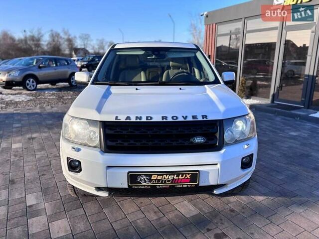Білий Ленд Ровер Freelander, об'ємом двигуна 2.18 л та пробігом 235 тис. км за 14499 $, фото 3 на Automoto.ua