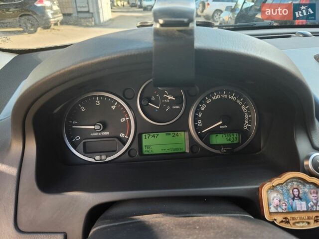 Білий Ленд Ровер Freelander, об'ємом двигуна 2.18 л та пробігом 173 тис. км за 12650 $, фото 8 на Automoto.ua