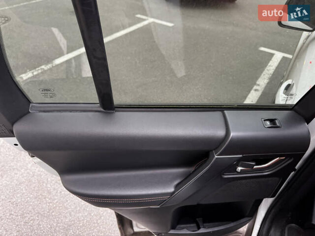 Білий Ленд Ровер Freelander, об'ємом двигуна 2 л та пробігом 115 тис. км за 15500 $, фото 11 на Automoto.ua